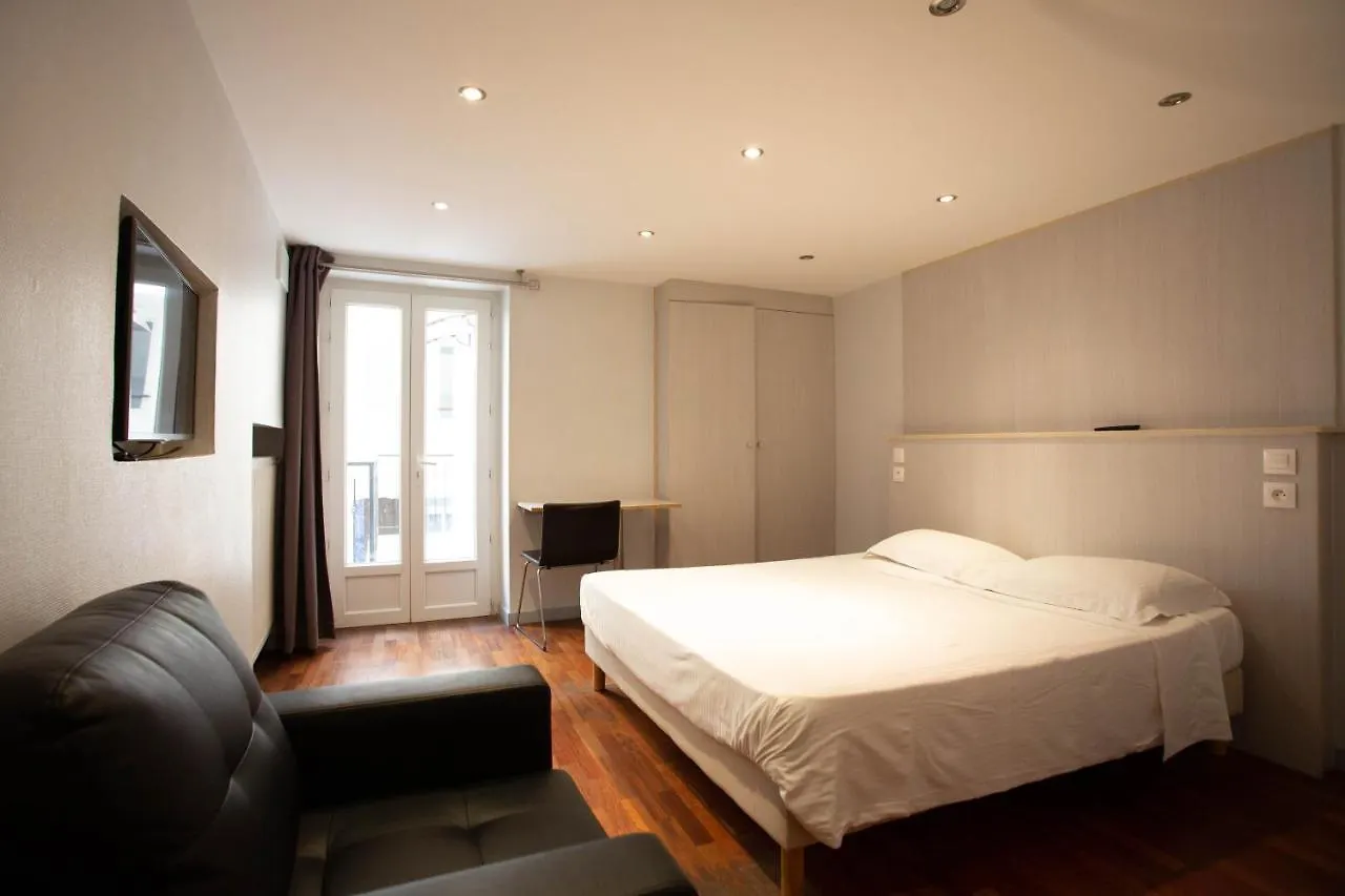 Mimosa Hotel Paryż